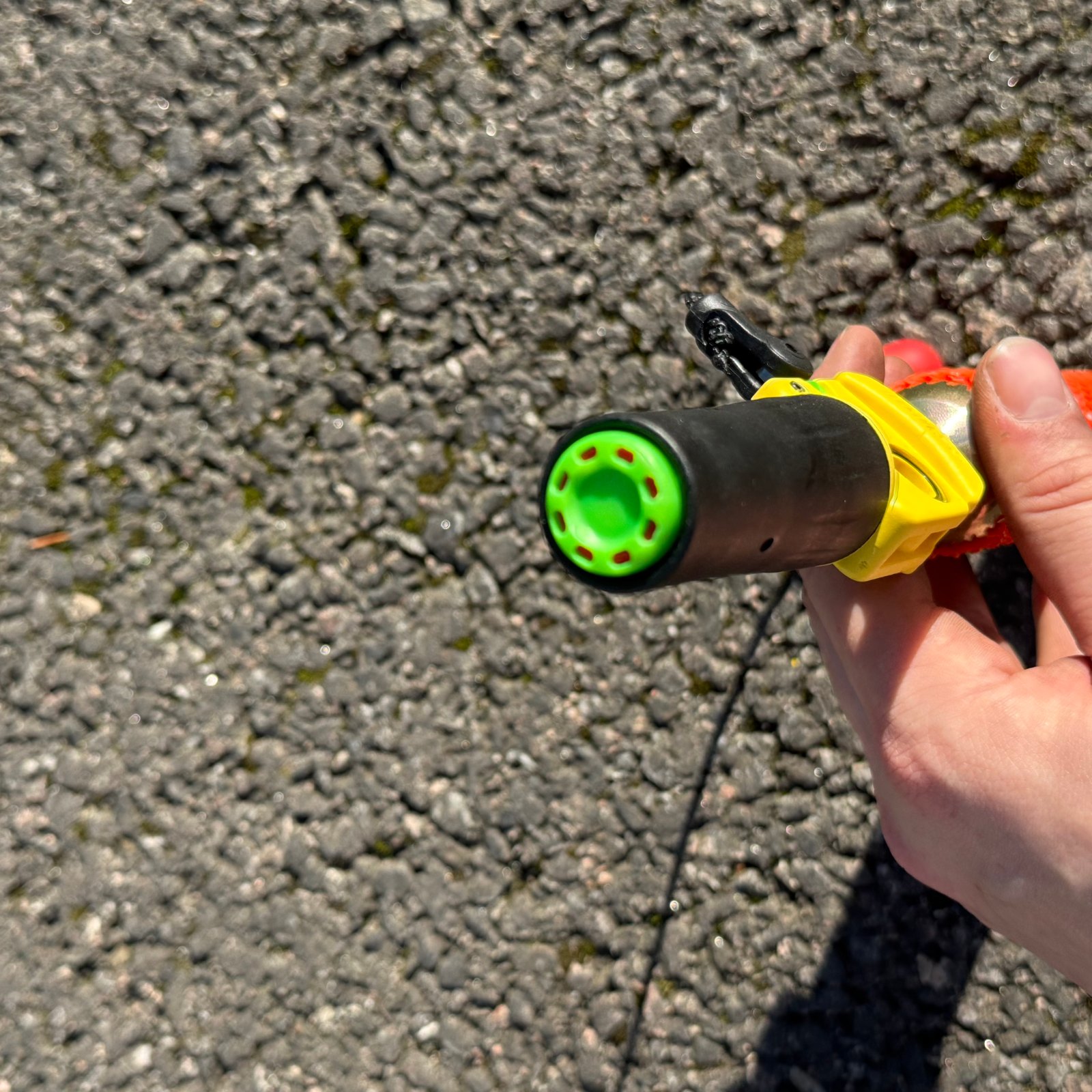 60g Lifejacket cylinder + Firing mechanism — photo 4 of 5