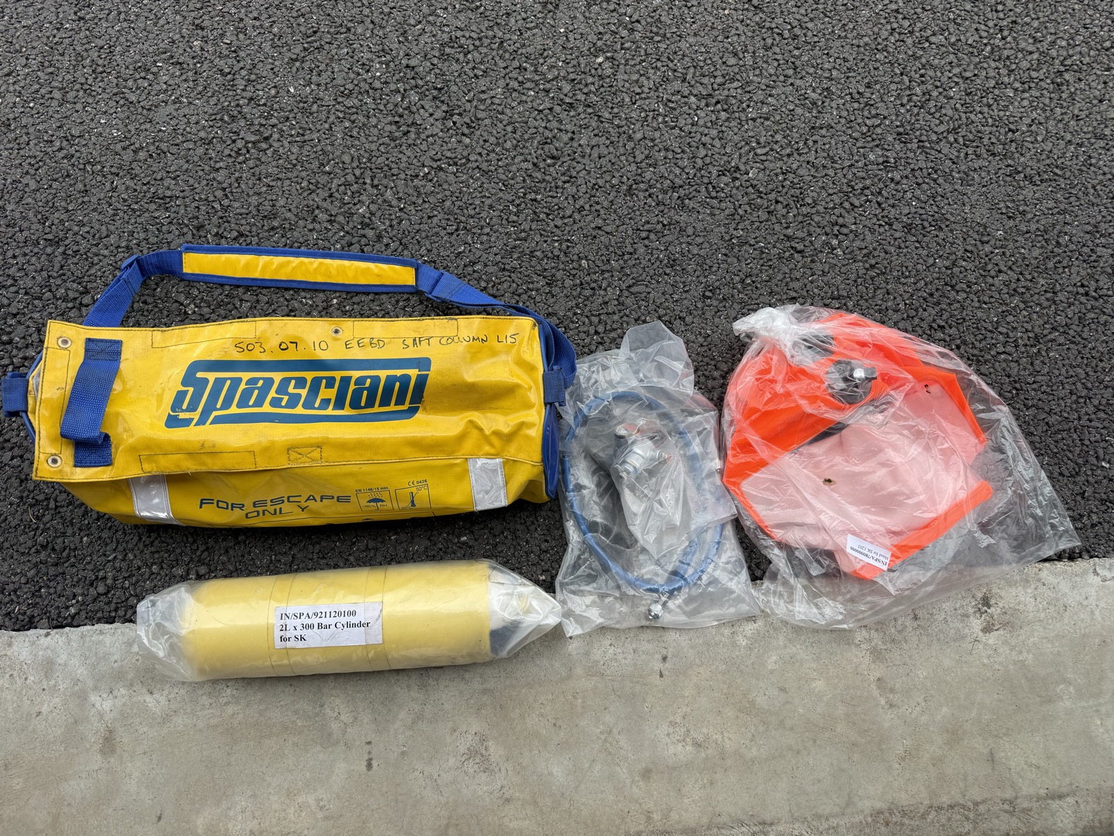 Spasciani SK1203 Emergency Escape Breathing Device (EEBD)